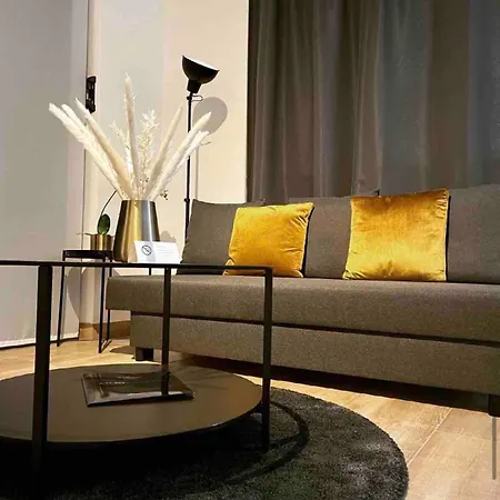 Apartment 6 *